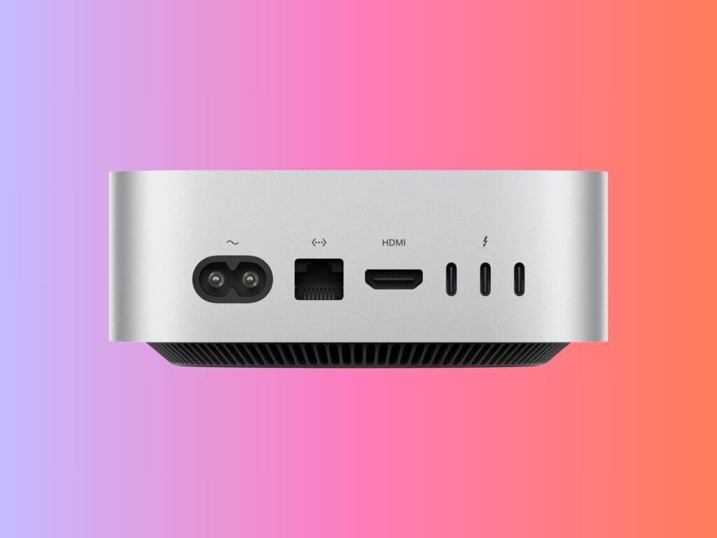 Mac mini M4 fra bagsiden
